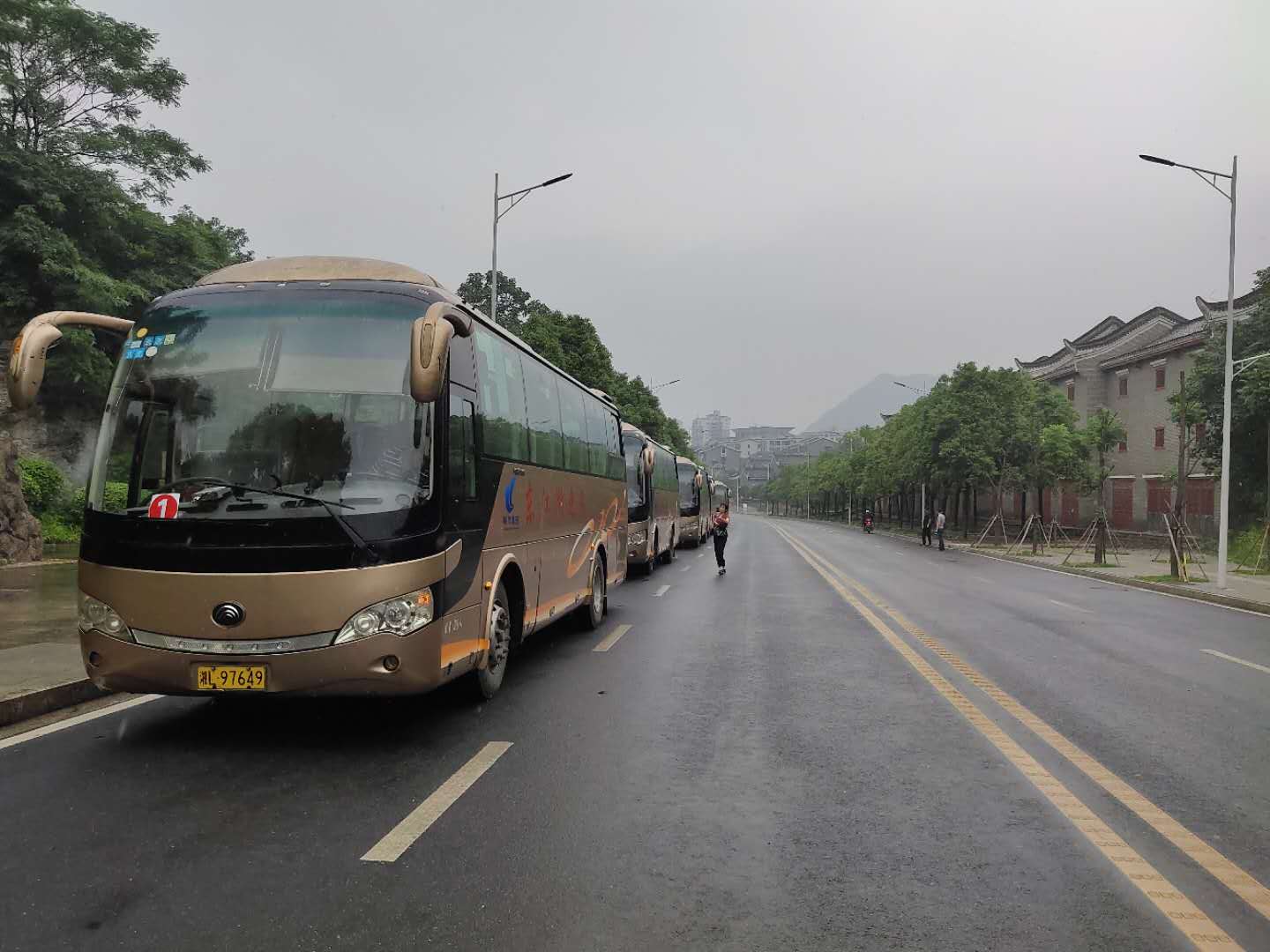 郴汽集團資興汽車站順利完成學(xué)生體考接送用車任務(wù) 郴汽集團資興汽車站順利完成學(xué)生體考接送用車任務(wù)